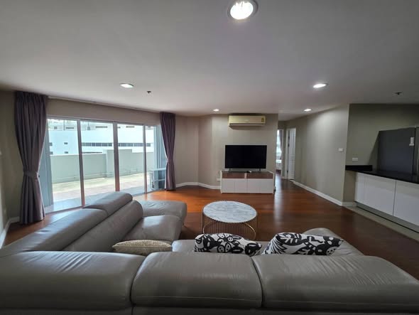 living room of Belle Grand Rama 9