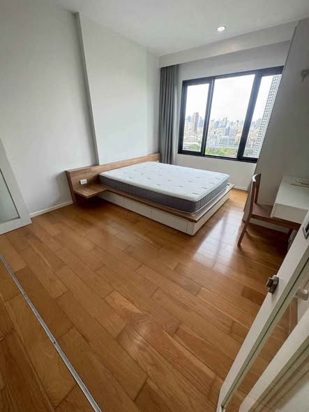 bedroom of Blocs 77