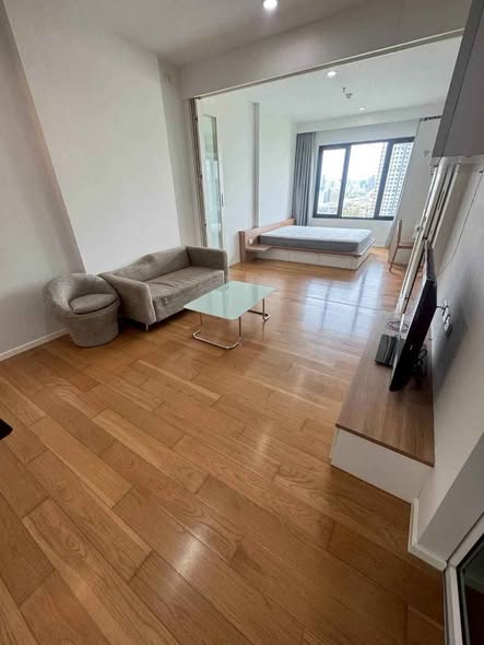 living room of Blocs 77