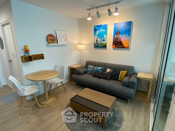 living room of BRIDGE Sathon-Naradhiwas