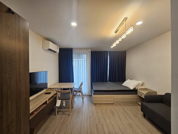 bedroom of Brompton Pet Friendly Samrong Station บรอมป์ตัน เพ็ท เฟรนด์ลี่ สำโรง สเตชั่น