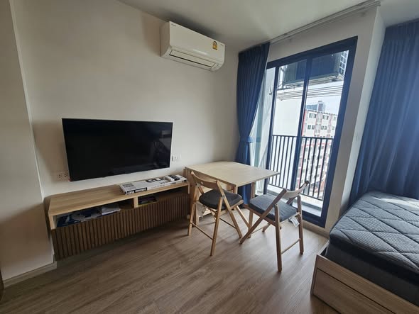 bedroom of Brompton Pet Friendly Samrong Station บรอมป์ตัน เพ็ท เฟรนด์ลี่ สำโรง สเตชั่น
