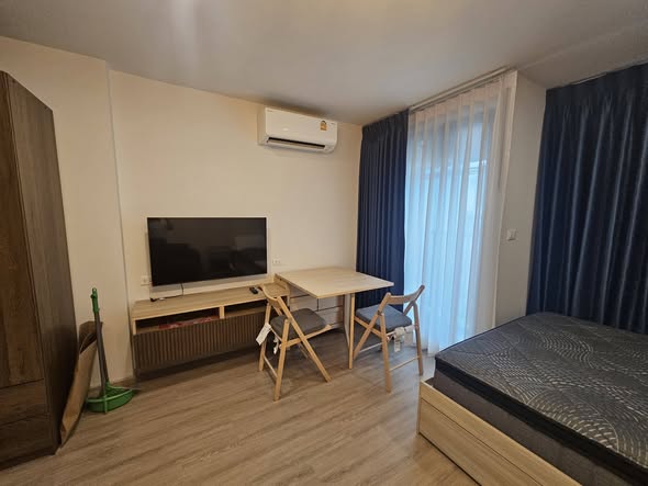 bedroom of Brompton Pet Friendly Samrong Station บรอมป์ตัน เพ็ท เฟรนด์ลี่ สำโรง สเตชั่น