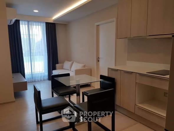 bedroom of BTS Thong Lor Station