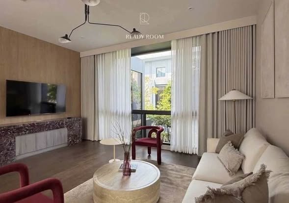 bedroom and living room of บูก้าน กรุงเทพกรีฑา | Bugaan Krungthep Kreetha