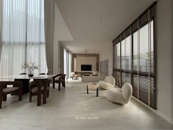 living room of บูก้าน กรุงเทพกรีฑา | Bugaan Krungthep Kreetha