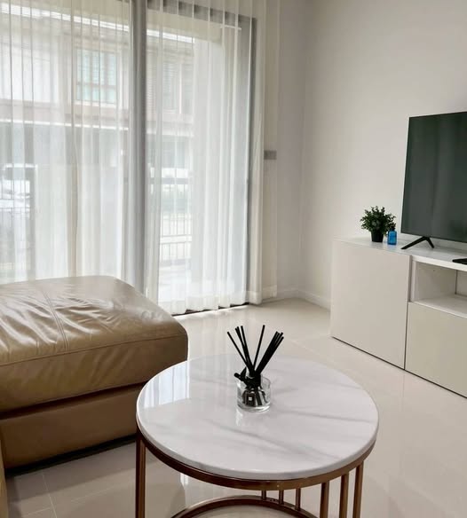 bedroom and living room of Burasiri Krungthep Kreetha