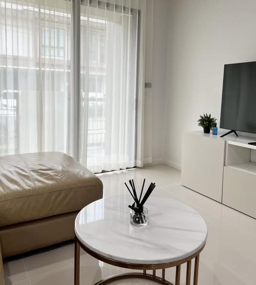 bedroom and living room of Burasiri Krungthep Kreetha