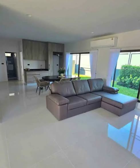 living room of Burasiri Krungthep Kreetha