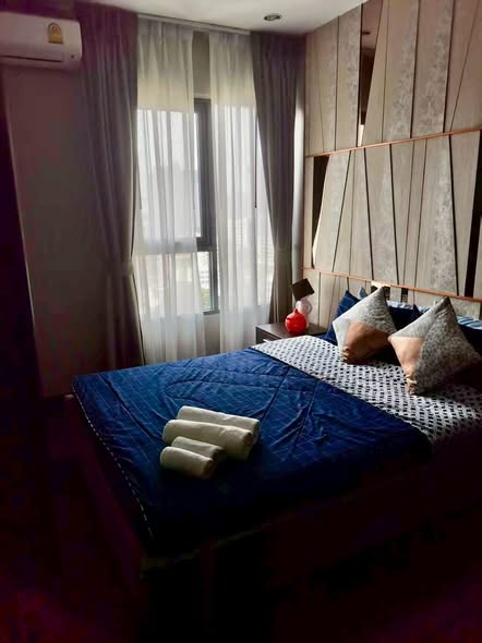 bedroom of C Ekkamai Condominium