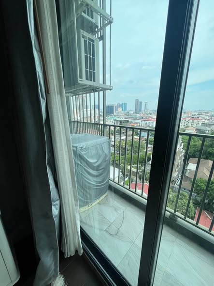 bedroom of C Ekkamai Condominium