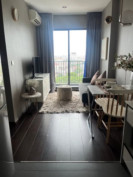 living room and bedroom of C Ekkamai Condominium