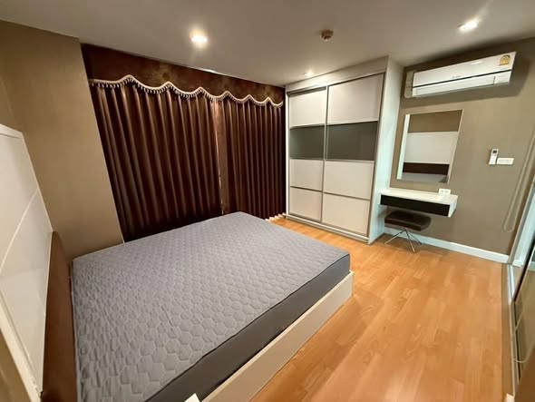 bedroom and room interior of Casa Condo Ratchada-Thapra
