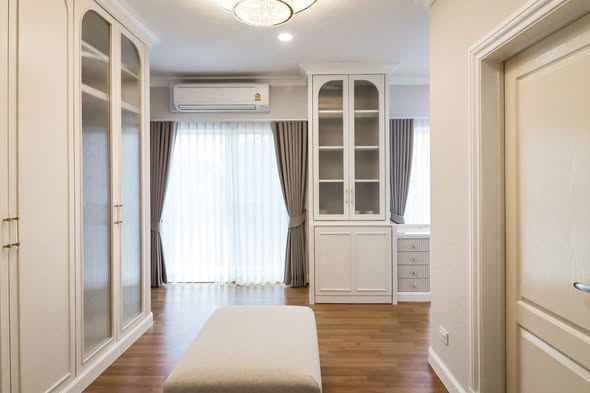 bedroom and room interior of Casa Legend Rama 5-Ratchapruek