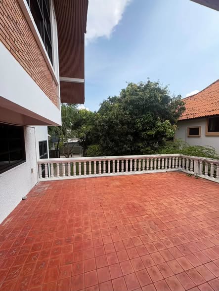 Casa Presto House Wongwan-Pinklao | Q House