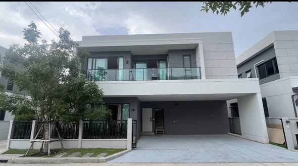 Casacity Townhome Bangna| Q House