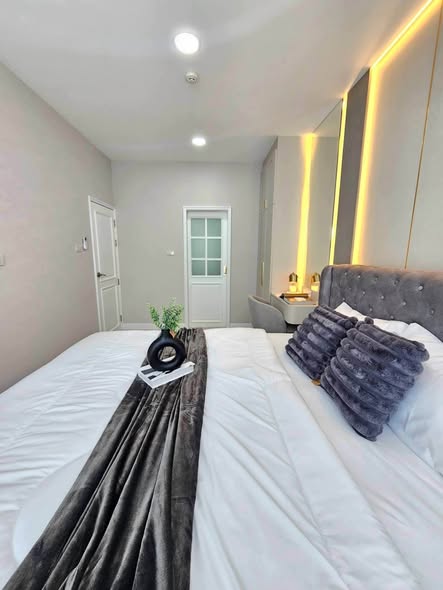 bedroom of CC Condominium 1