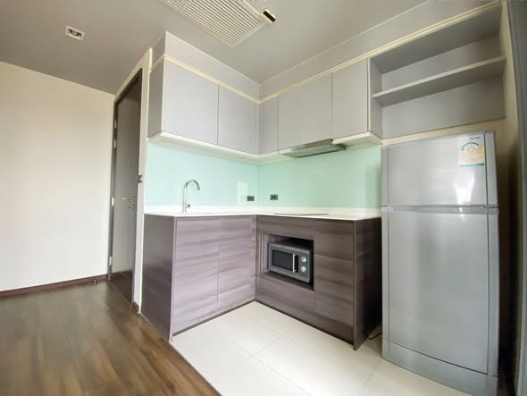 kitchen of CEIL By Sansiri