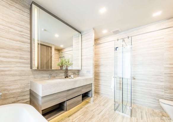 bathroom of Celes Asoke