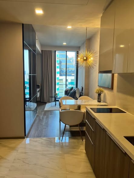 kitchen of Celes Asoke