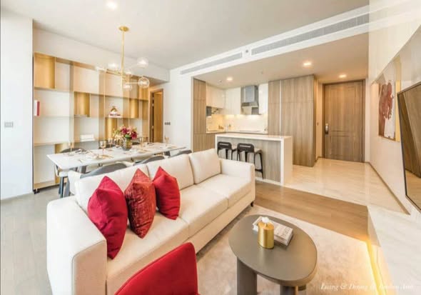 living room of Celes Asoke