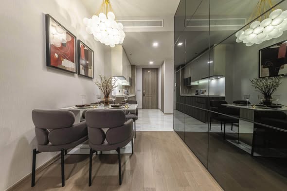living room and room interior and bathroom of Celes Asoke