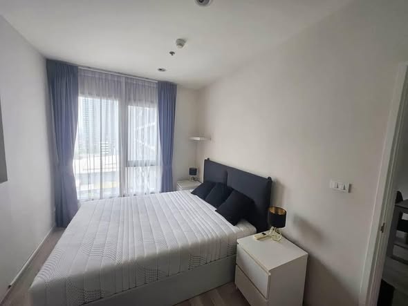 bedroom of Centric Huai Khwang Station