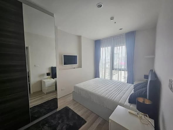 bedroom of Centric Huai Khwang Station