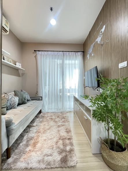 bedroom and bathroom of Centric Scene Ratchavipha