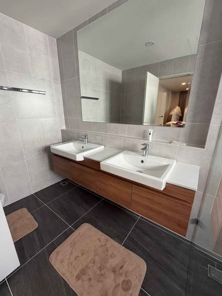 bathroom of Centro Bangna