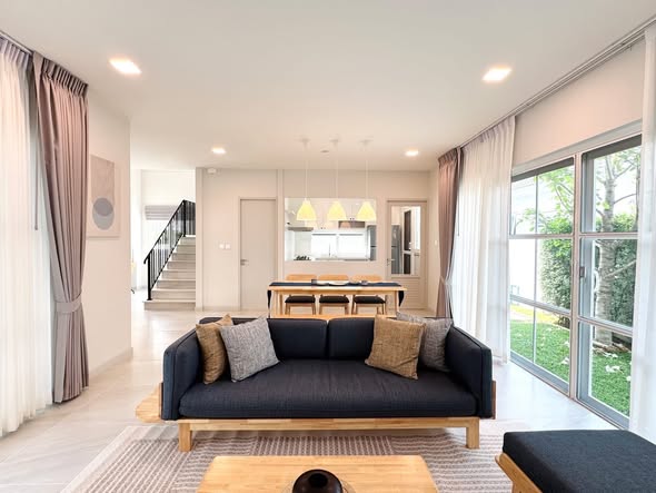 living room of Chaiyapruek Bangna KM15