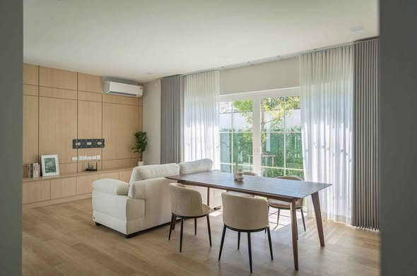 living room and room interior of Chaiyapruek Bangna KM15