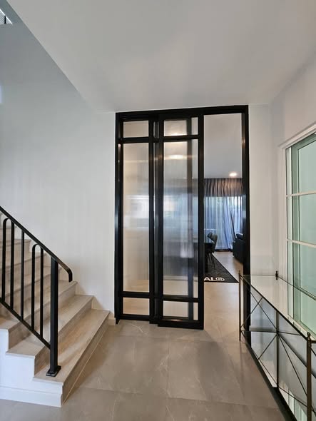 room interior of Chaiyapruek Bangna KM15