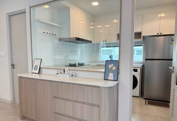 room interior and kitchen of Chaiyapruek Bangna KM15