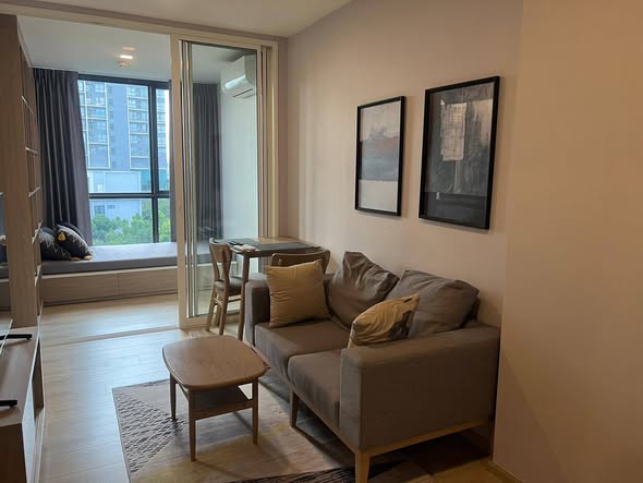 living room of CHAMBERS On Nut Station, Sukhumvit Soi 81