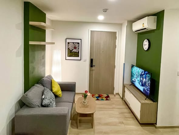 living room and room interior of CHAMBERS On Nut Station, Sukhumvit Soi 81