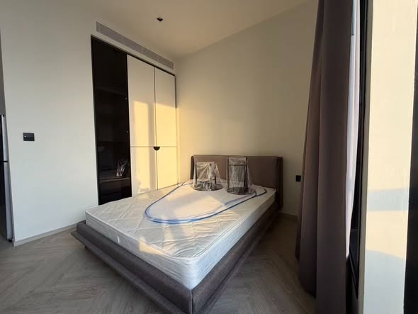 bedroom of Chapter Charoennakhon–Riverside