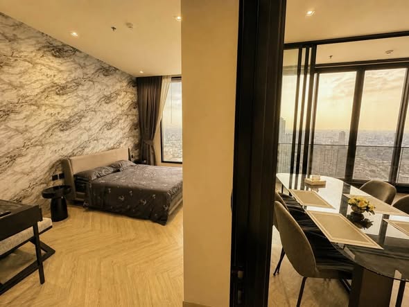 bedroom of Chapter Charoennakhon–Riverside