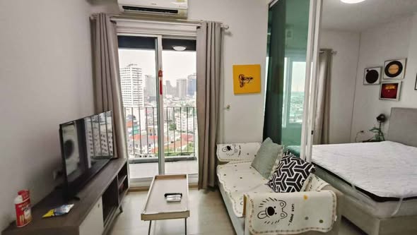 bedroom of Chapter One Eco Ratchada-HuaiKhwang