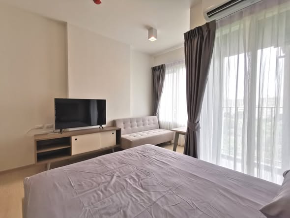 bedroom of Chapter One Eco Ratchada-HuaiKhwang