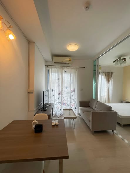 bedroom of Chapter One Eco Ratchada-HuaiKhwang