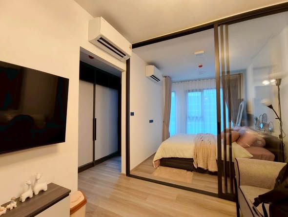 bedroom and room interior of CHAPTER ONE MORE KASET