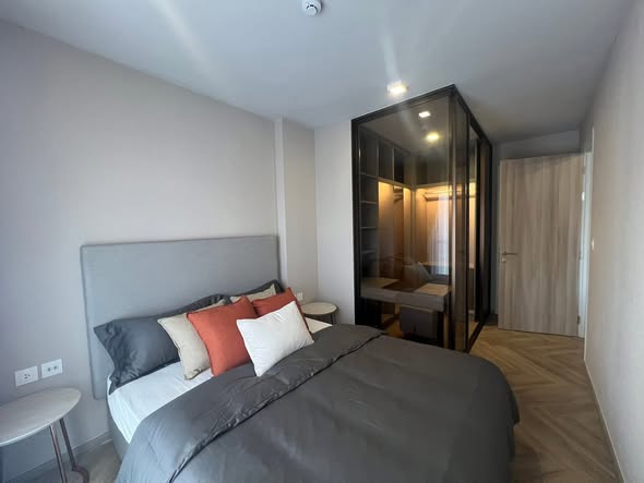bedroom of CHAPTER THONGLOR 25
