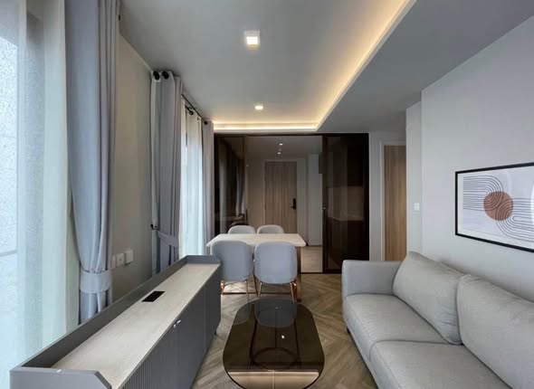 bedroom and living room of CHAPTER THONGLOR 25