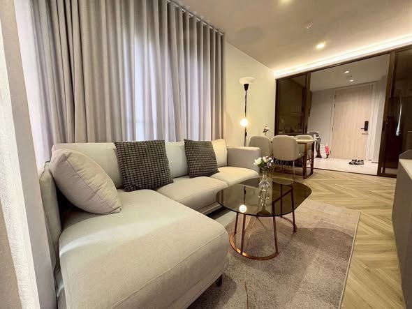 living room of CHAPTER THONGLOR 25