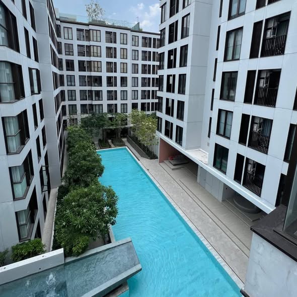 pool of CHAPTER THONGLOR 25