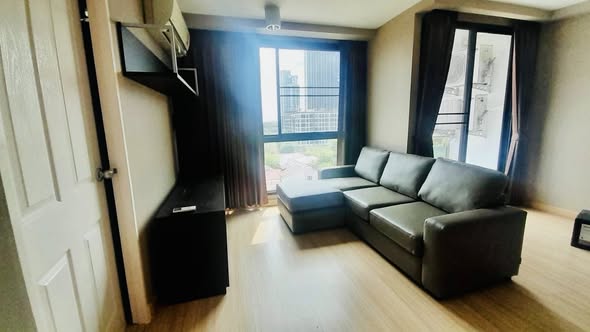 living room of Chateau in Town Sukhumvit 62/1 Phase 2