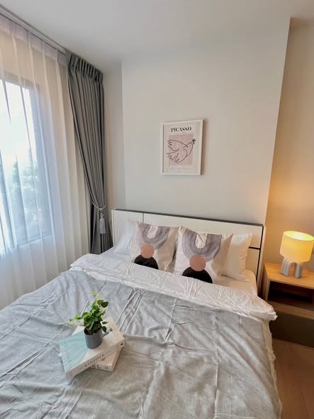 bedroom of Chewathai Pinklao | ชีวาทัย ปิ่นเกล้า