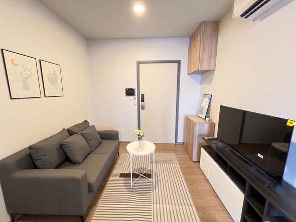 living room of Chewathai Pinklao | ชีวาทัย ปิ่นเกล้า