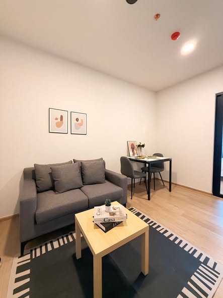 living room of Chewathai Pinklao | ชีวาทัย ปิ่นเกล้า